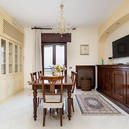 Residenza Le Sirene City Center Sorrento Exterior photo