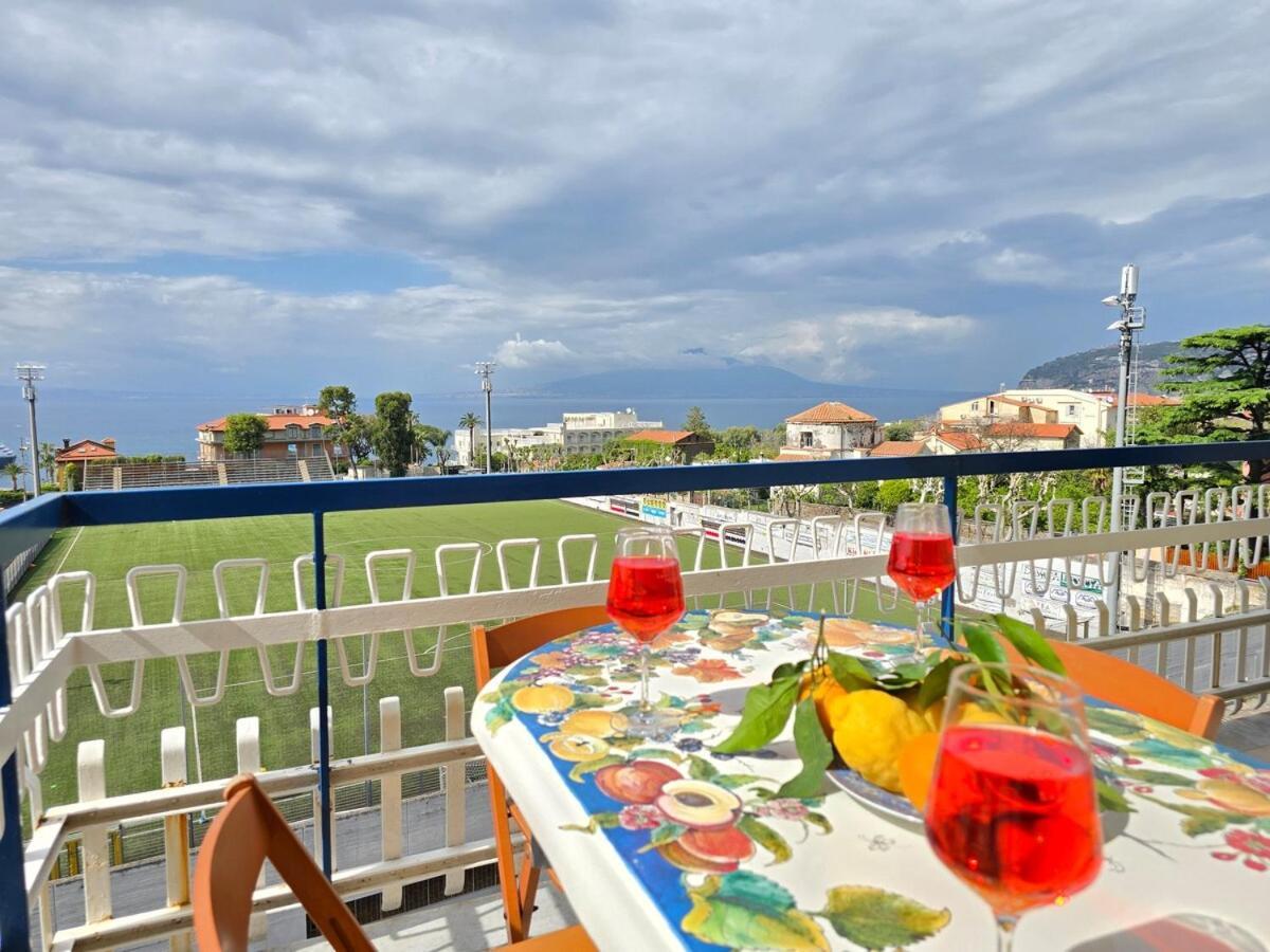 Residenza Le Sirene City Center Sorrento Exterior photo