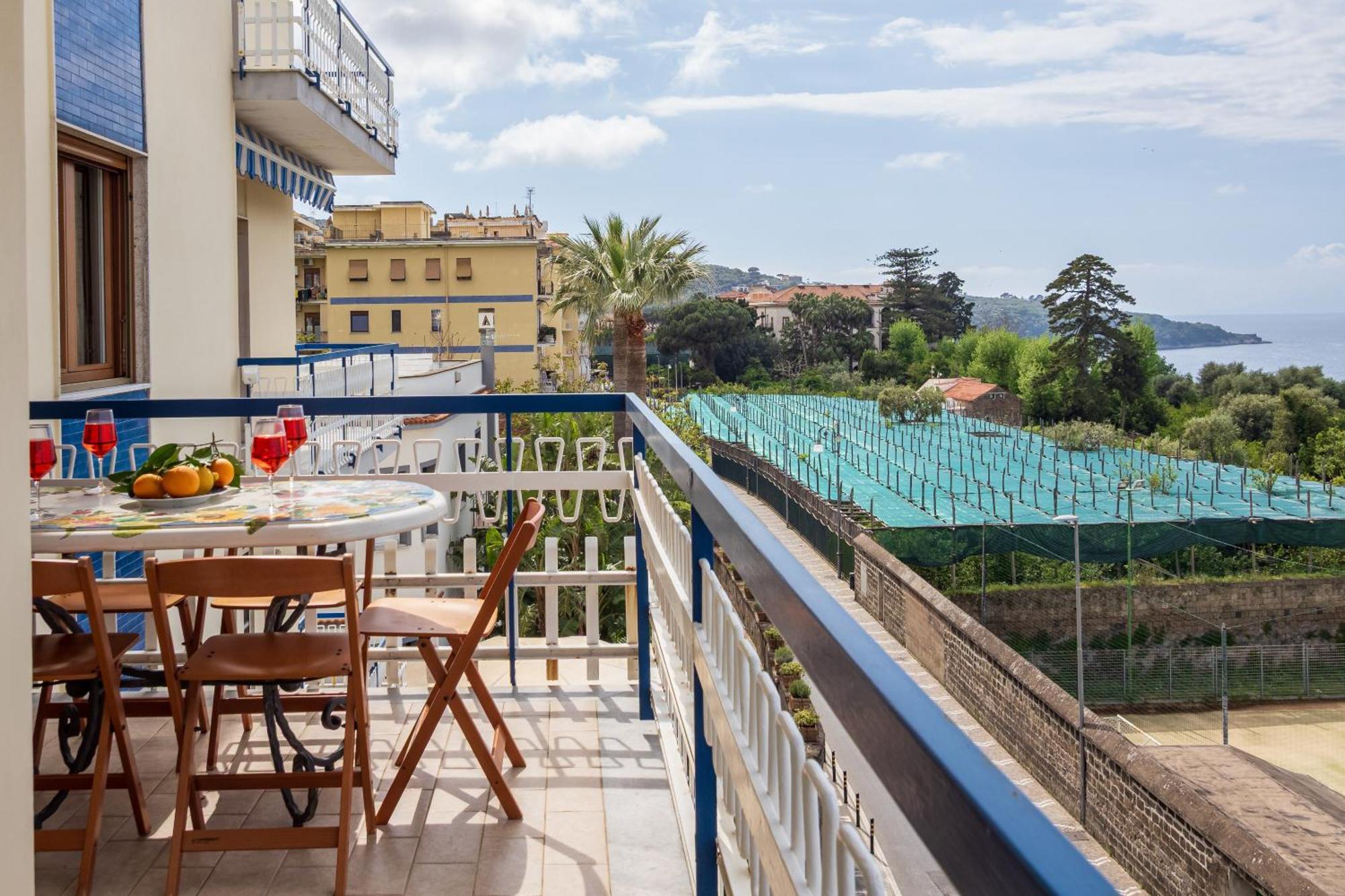 Residenza Le Sirene City Center Sorrento Exterior photo